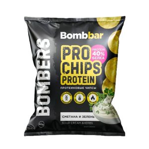 bombbar pro whole grain protein chips 50g sour cream and greens.
